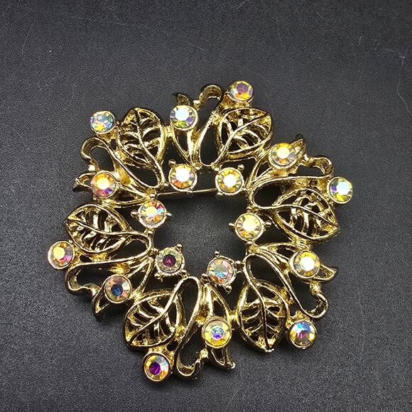 Aurora Borealis Rhinestone Flower Brooch Wreath Gold Tone Vintage Jewelry - Picture 4 of 7